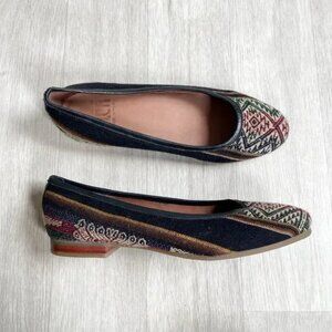 Fortress of Inca woven flats, made in Peru